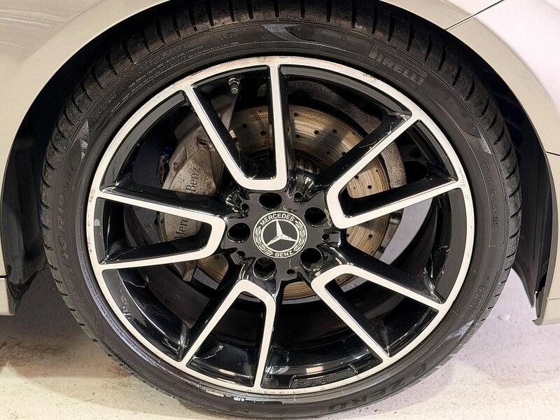 Mercedes-Benz C Class 2.0 C220d AMG Line (Premium Plus) G-Tronic+ Euro 6 (s/s) 4dr - U433