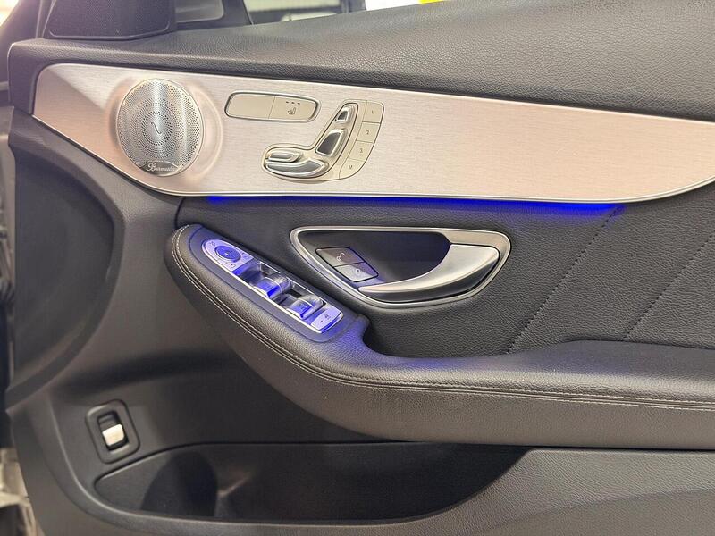 Mercedes-Benz C Class 2.0 C220d AMG Line (Premium Plus) G-Tronic+ Euro 6 (s/s) 4dr - U433