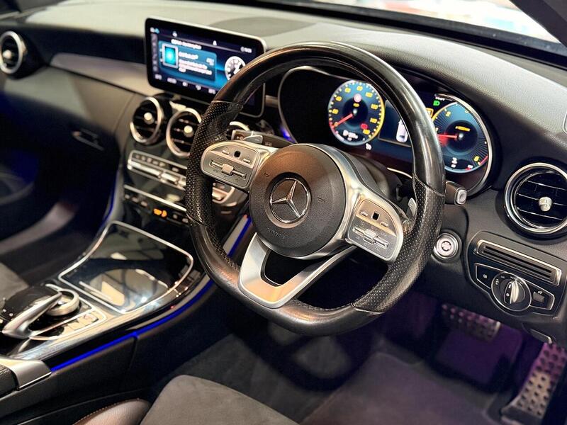 Mercedes-Benz C Class 2.0 C220d AMG Line (Premium Plus) G-Tronic+ Euro 6 (s/s) 4dr - U433