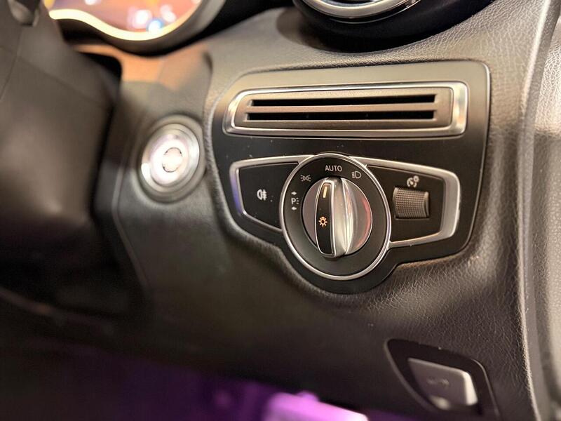 Mercedes-Benz C Class 2.0 C220d AMG Line (Premium Plus) G-Tronic+ Euro 6 (s/s) 4dr - U433