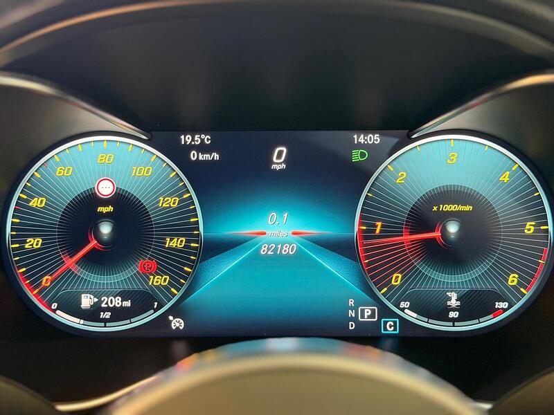 Mercedes-Benz C Class 2.0 C220d AMG Line (Premium Plus) G-Tronic+ Euro 6 (s/s) 4dr - U433