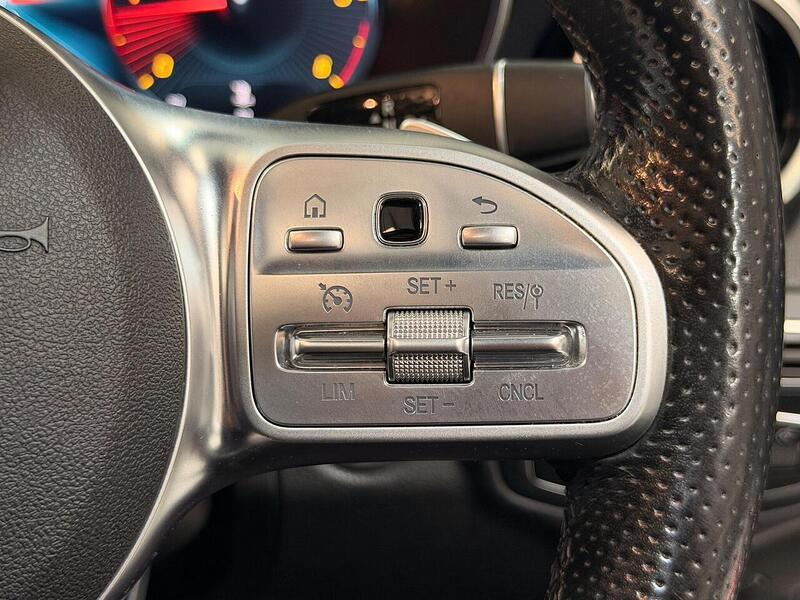 Mercedes-Benz C Class 2.0 C220d AMG Line (Premium Plus) G-Tronic+ Euro 6 (s/s) 4dr - U433