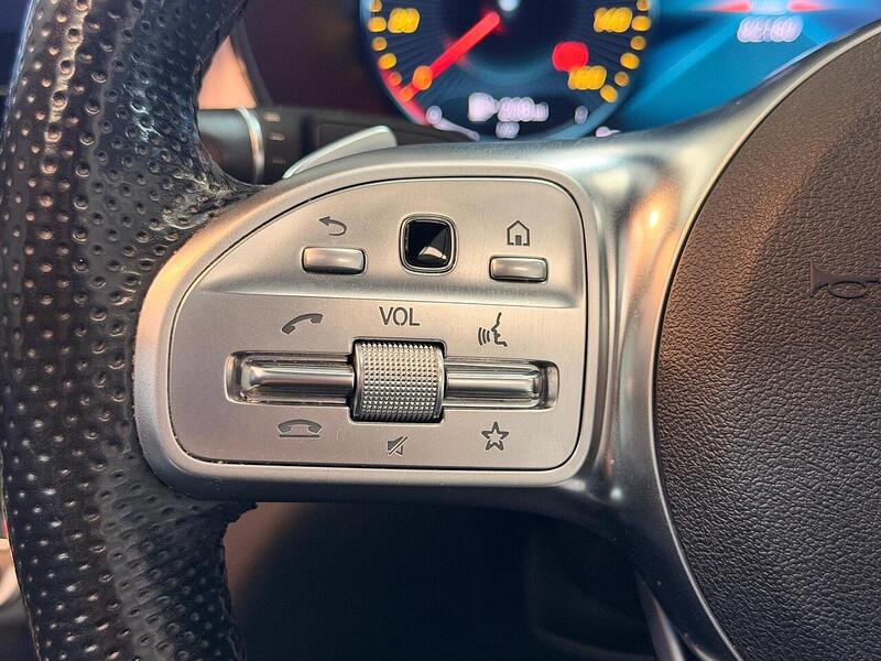 Mercedes-Benz C Class 2.0 C220d AMG Line (Premium Plus) G-Tronic+ Euro 6 (s/s) 4dr - U433