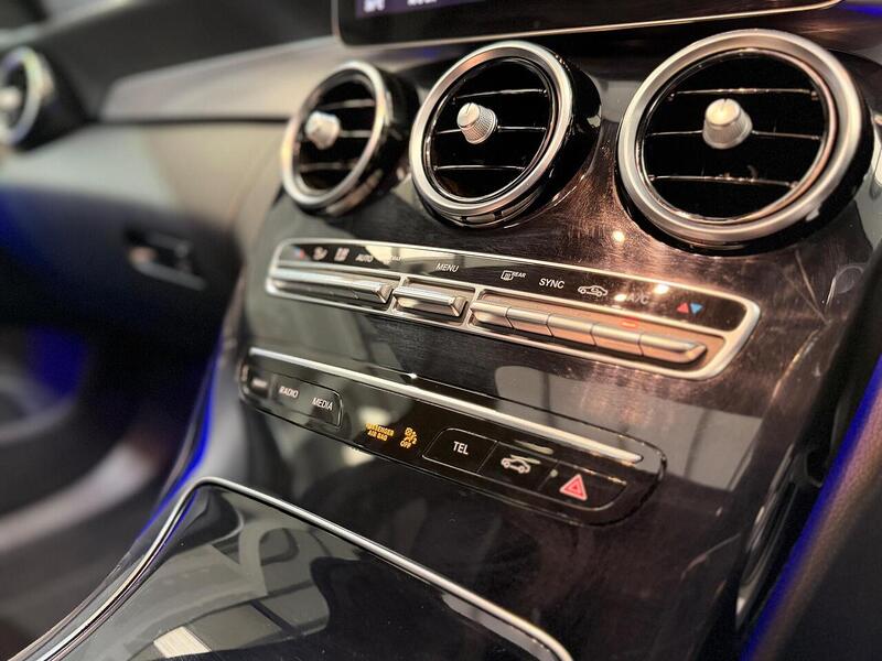 Mercedes-Benz C Class 2.0 C220d AMG Line (Premium Plus) G-Tronic+ Euro 6 (s/s) 4dr - U433