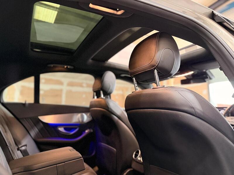 Mercedes-Benz C Class 2.0 C220d AMG Line (Premium Plus) G-Tronic+ Euro 6 (s/s) 4dr - U433