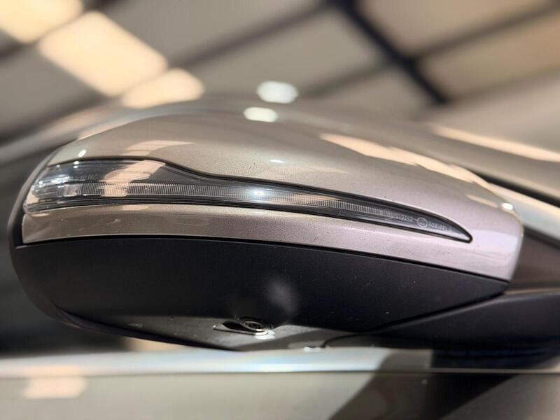 Mercedes-Benz C Class 2.0 C220d AMG Line (Premium Plus) G-Tronic+ Euro 6 (s/s) 4dr - U433