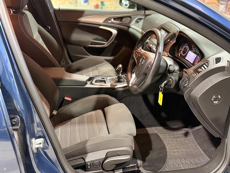 Vauxhall Insignia 2.0 CDTi ecoFLEX Limited Edition Euro 5 (s/s) 5dr - U434