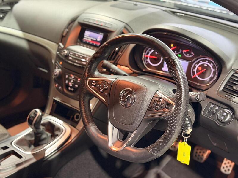 Vauxhall Insignia 2.0 CDTi ecoFLEX Limited Edition Euro 5 (s/s) 5dr - U434