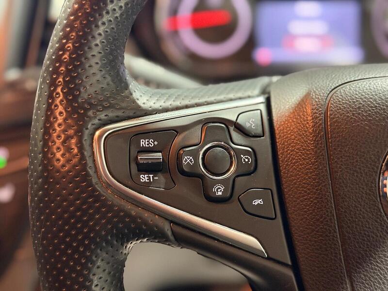 Vauxhall Insignia 2.0 CDTi ecoFLEX Limited Edition Euro 5 (s/s) 5dr - U434