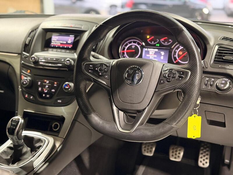 Vauxhall Insignia 2.0 CDTi ecoFLEX Limited Edition Euro 5 (s/s) 5dr - U434