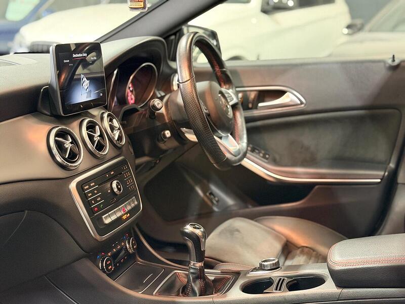 Mercedes-Benz CLA 1.6 CLA200 AMG Line Night Edition (Plus) Coupe Euro 6 (s/s) 4dr - U436