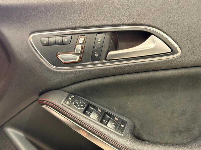 Mercedes-Benz CLA 1.6 CLA200 AMG Line Night Edition (Plus) Coupe Euro 6 (s/s) 4dr - U436