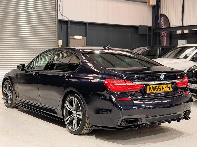 BMW 7 Series 3.0 730d M Sport Auto xDrive Euro 6 (s/s) 4dr - U440