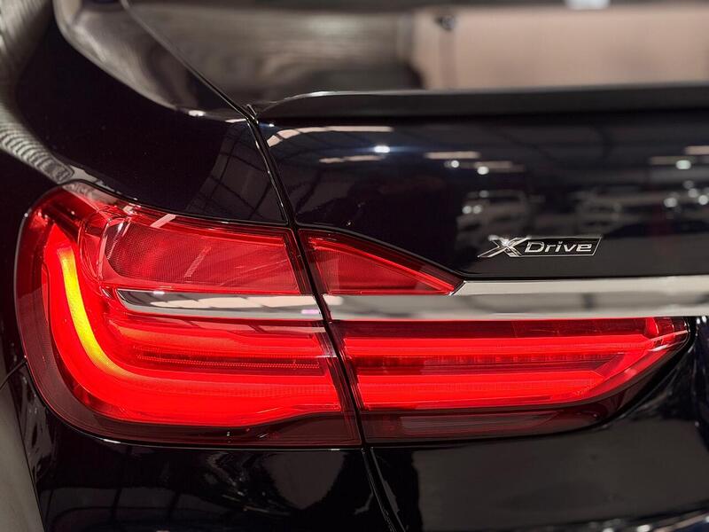 BMW 7 Series 3.0 730d M Sport Auto xDrive Euro 6 (s/s) 4dr - U440
