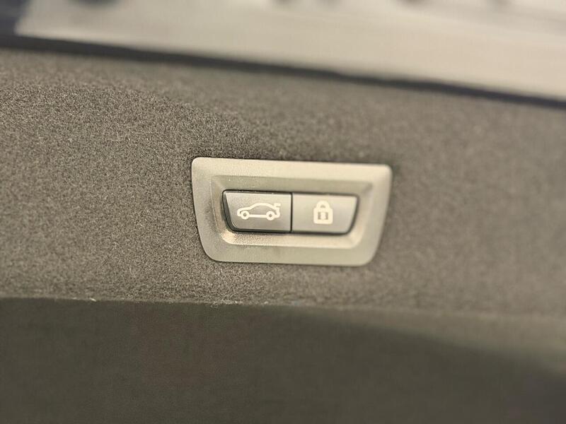 BMW 7 Series 3.0 730d M Sport Auto xDrive Euro 6 (s/s) 4dr - U440