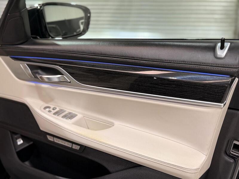 BMW 7 Series 3.0 730d M Sport Auto xDrive Euro 6 (s/s) 4dr - U440