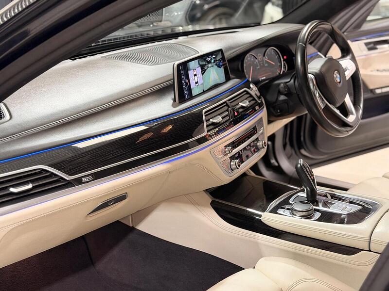 BMW 7 Series 3.0 730d M Sport Auto xDrive Euro 6 (s/s) 4dr - U440