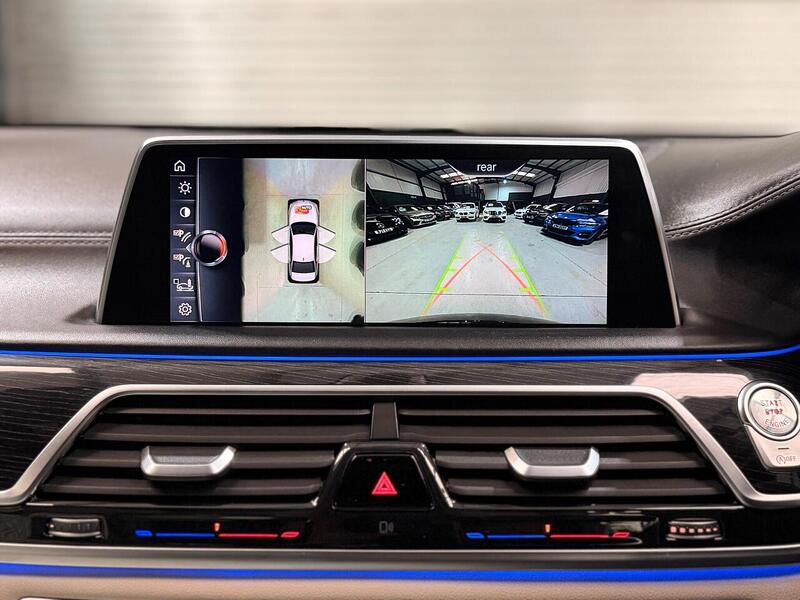 BMW 7 Series 3.0 730d M Sport Auto xDrive Euro 6 (s/s) 4dr - U440