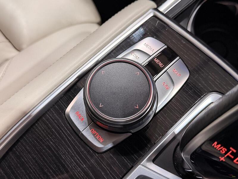 BMW 7 Series 3.0 730d M Sport Auto xDrive Euro 6 (s/s) 4dr - U440