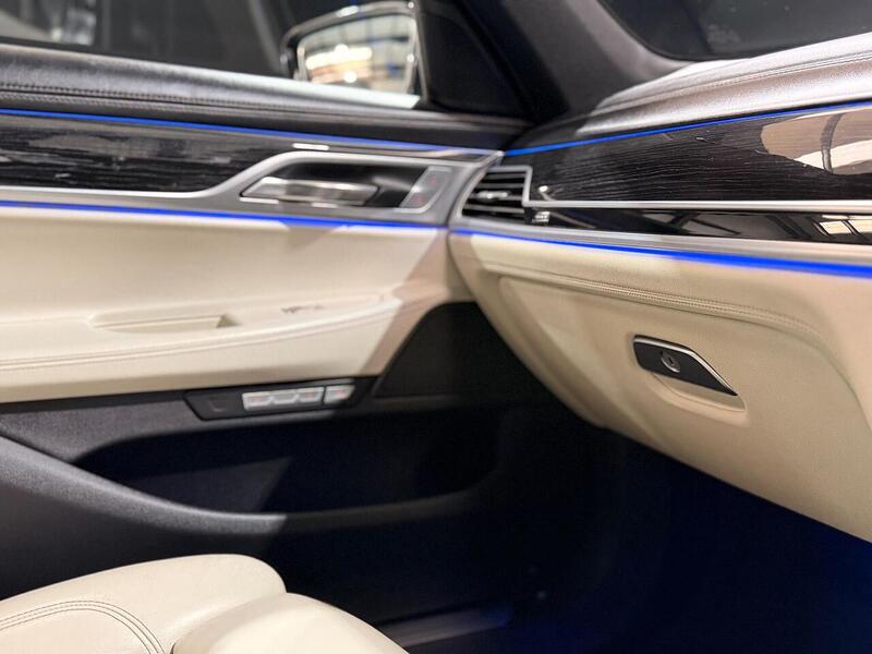 BMW 7 Series 3.0 730d M Sport Auto xDrive Euro 6 (s/s) 4dr - U440