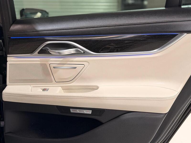 BMW 7 Series 3.0 730d M Sport Auto xDrive Euro 6 (s/s) 4dr - U440