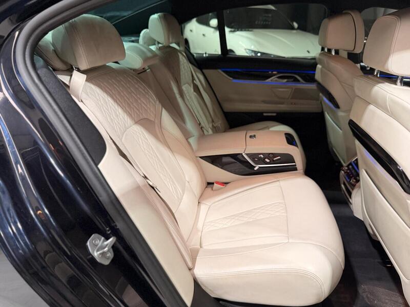 BMW 7 Series 3.0 730d M Sport Auto xDrive Euro 6 (s/s) 4dr - U440