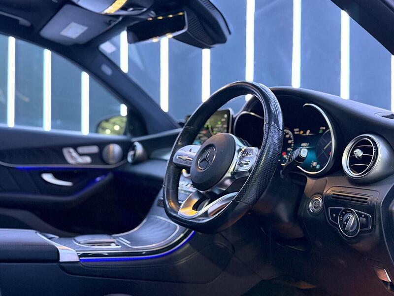 Mercedes-Benz GLC 2.0 GLC300d AMG Line (Premium Plus) G-Tronic+ 4MATIC Euro 6 (s/s) 5dr - U444