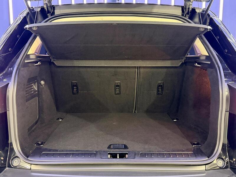 Land Rover Range Rover Evoque 2.2 SD4 Pure Tech Auto 4WD Euro 5 (s/s) 5dr - U446