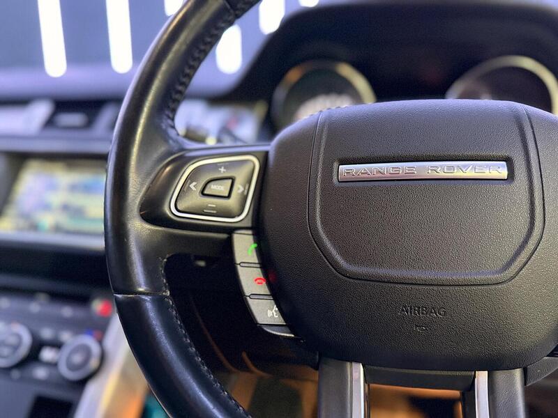Land Rover Range Rover Evoque 2.2 SD4 Pure Tech Auto 4WD Euro 5 (s/s) 5dr - U446