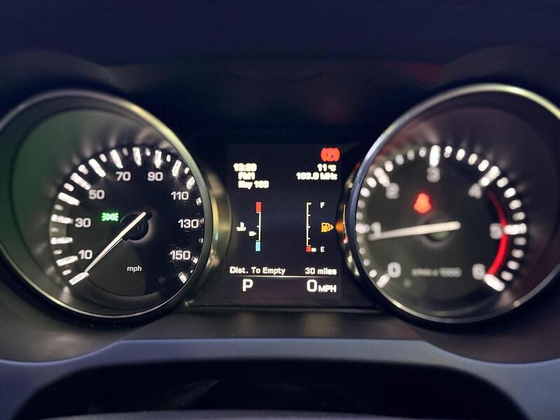 Land Rover Range Rover Evoque 2.2 SD4 Pure Tech Auto 4WD Euro 5 (s/s) 5dr - U446