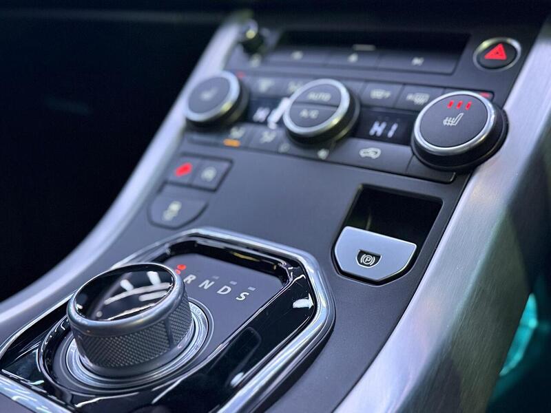 Land Rover Range Rover Evoque 2.2 SD4 Pure Tech Auto 4WD Euro 5 (s/s) 5dr - U446