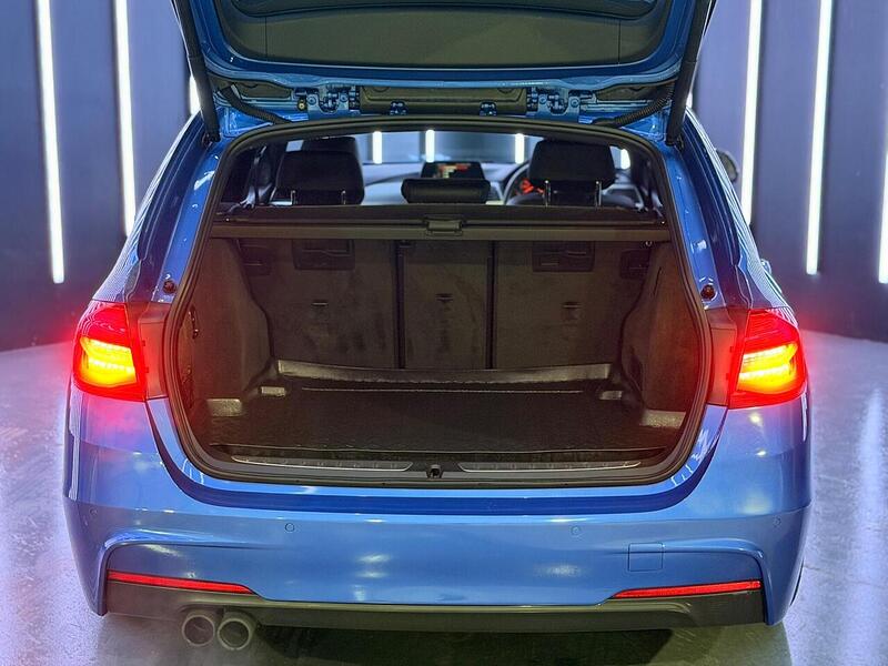 BMW 3 Series 2.0 320i M Sport Shadow Edition Touring Auto Euro 6 (s/s) 5dr - U452