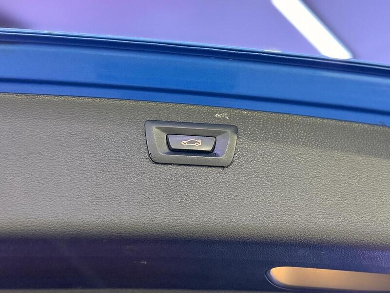 BMW 3 Series 2.0 320i M Sport Shadow Edition Touring Auto Euro 6 (s/s) 5dr - U452