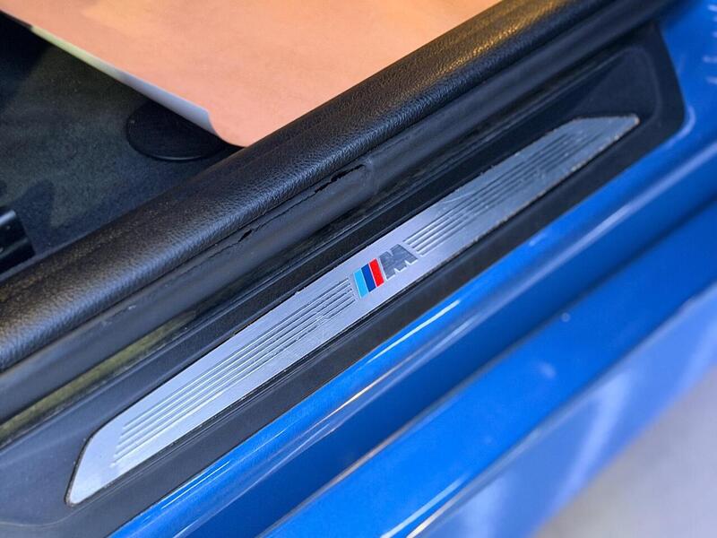 BMW 3 Series 2.0 320i M Sport Shadow Edition Touring Auto Euro 6 (s/s) 5dr - U452