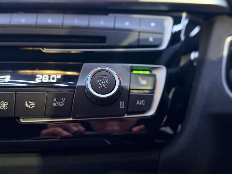 BMW 3 Series 2.0 320i M Sport Shadow Edition Touring Auto Euro 6 (s/s) 5dr - U452