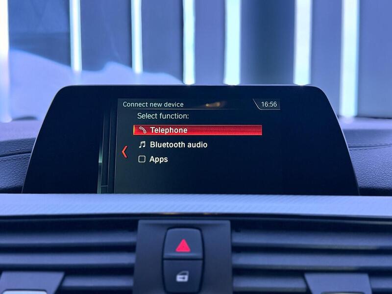 BMW 3 Series 2.0 320i M Sport Shadow Edition Touring Auto Euro 6 (s/s) 5dr - U452