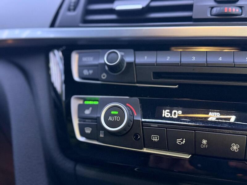 BMW 3 Series 2.0 320i M Sport Shadow Edition Touring Auto Euro 6 (s/s) 5dr - U452