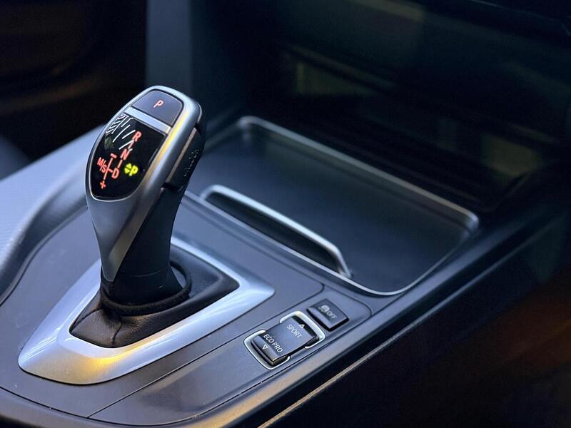 BMW 3 Series 2.0 320i M Sport Shadow Edition Touring Auto Euro 6 (s/s) 5dr - U452