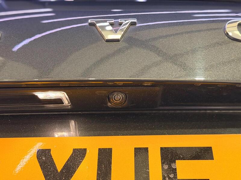 Volvo XC90 2.0 B5 MHEV R-Design Auto 4WD Euro 6 (s/s) 5dr - U457