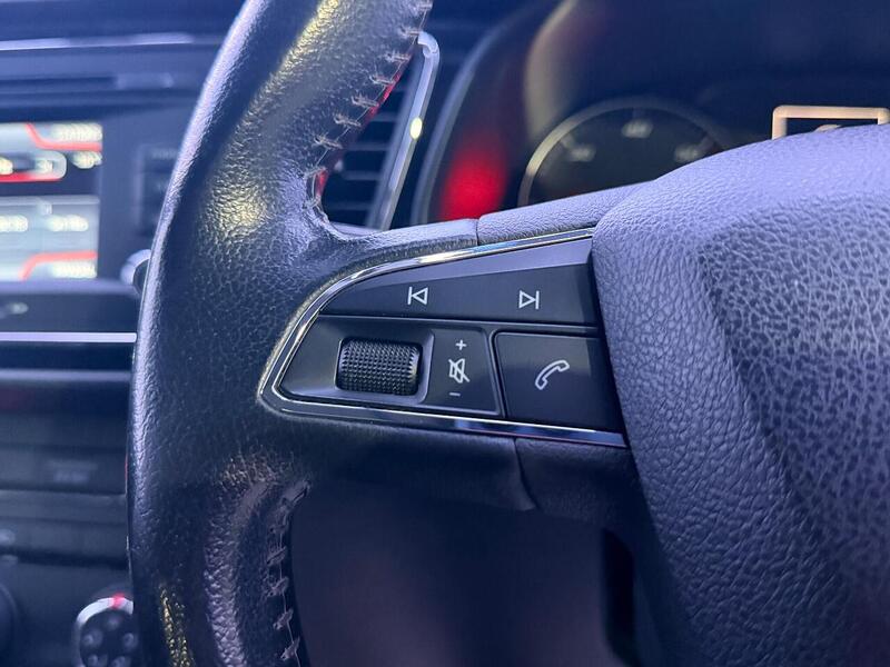 SEAT Leon 1.6 TDI CR SE DSG Euro 5 (s/s) 5dr - U459