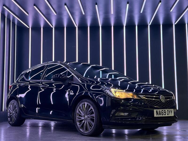 Vauxhall Astra 1.6 CDTi BlueInjection Griffin Euro 6 (s/s) 5dr - U460