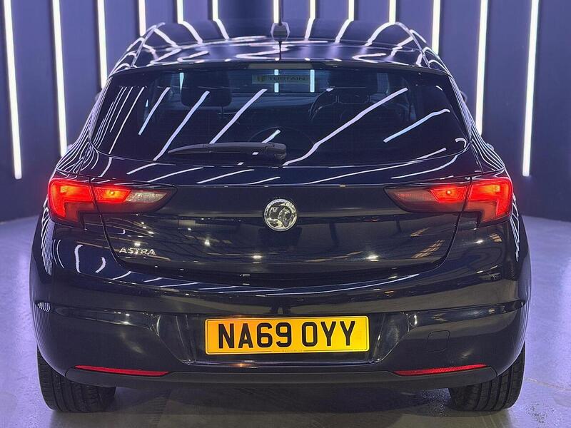 Vauxhall Astra 1.6 CDTi BlueInjection Griffin Euro 6 (s/s) 5dr - U460
