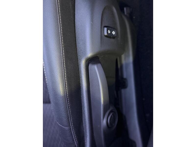 Vauxhall Astra 1.6 CDTi BlueInjection Griffin Euro 6 (s/s) 5dr - U460