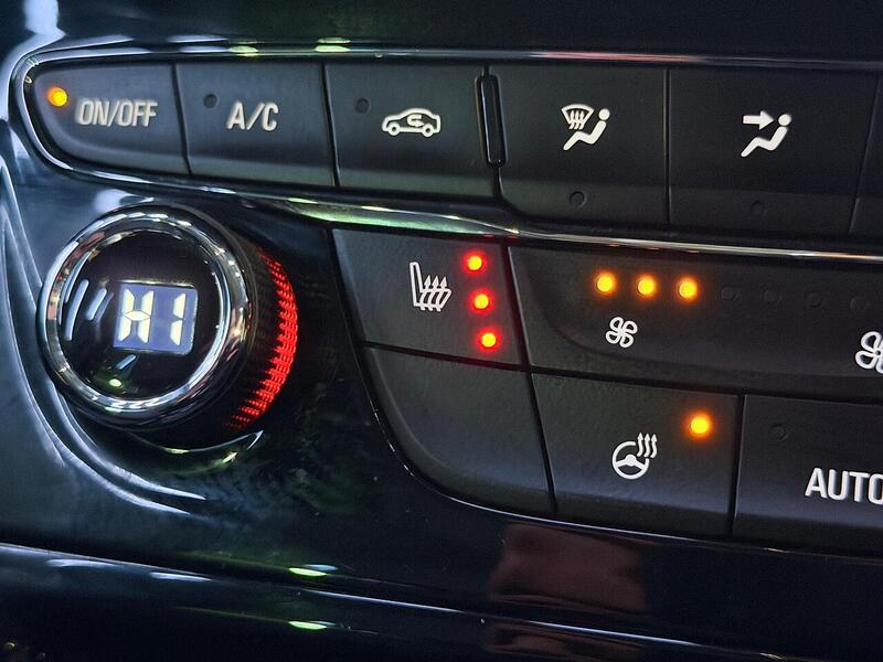 Vauxhall Astra 1.6 CDTi BlueInjection Griffin Euro 6 (s/s) 5dr - U460