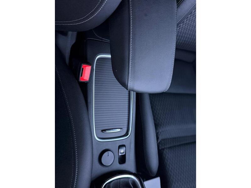 Vauxhall Astra 1.6 CDTi BlueInjection Griffin Euro 6 (s/s) 5dr - U460