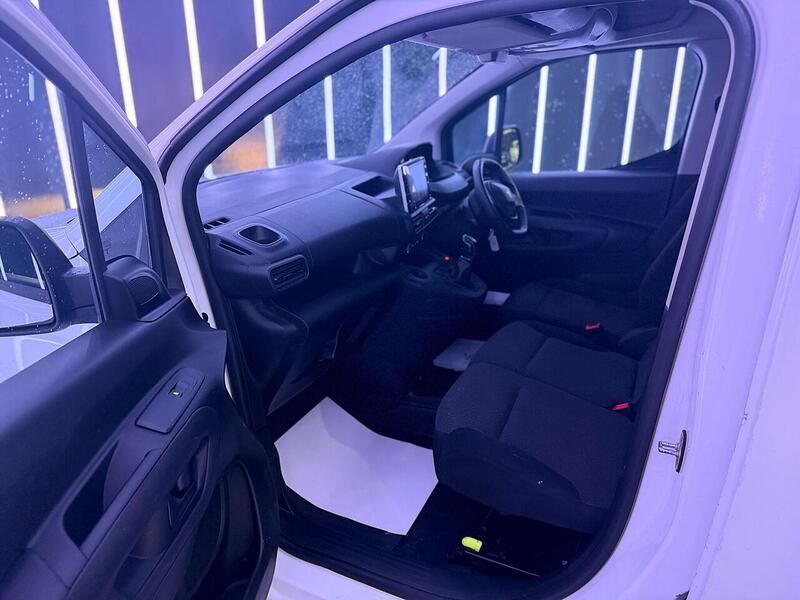 Peugeot Partner 1.5 BlueHDi 1000 Professional Standard Panel Van SWB Euro 6 5dr - U462