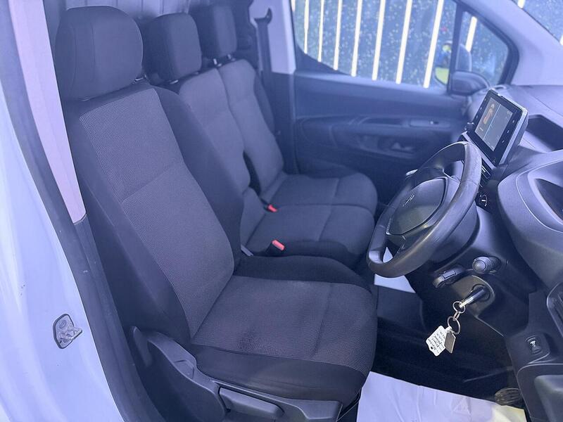 Peugeot Partner 1.5 BlueHDi 1000 Professional Standard Panel Van SWB Euro 6 5dr - U462