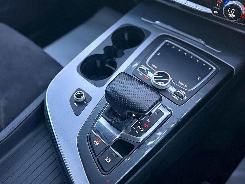 Audi Q7 3.0 TDI V6 S line Tiptronic quattro Euro 6 (s/s) 5dr - U479