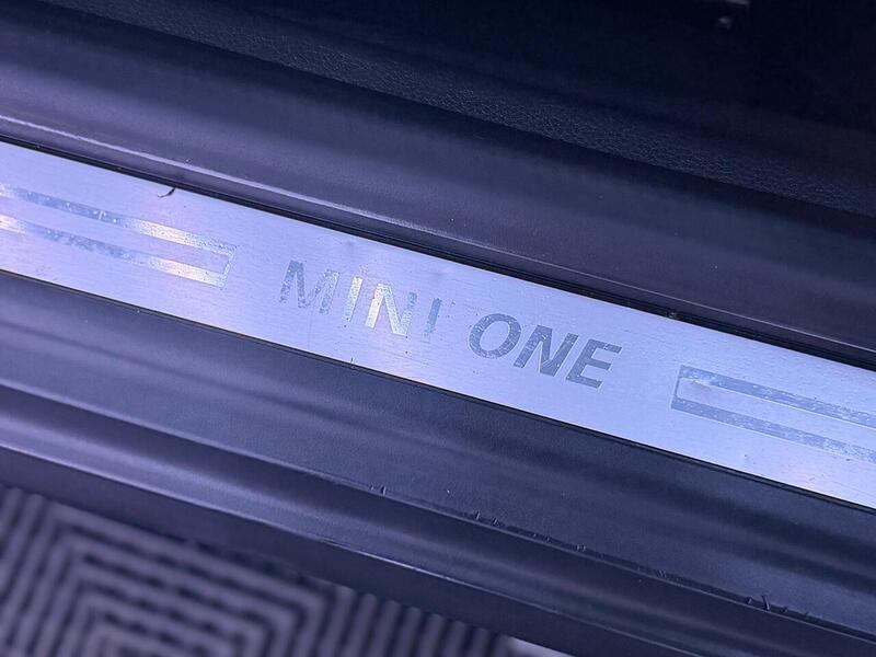 MINI Hatch 1.4 One Steptronic Euro 4 3dr - U484