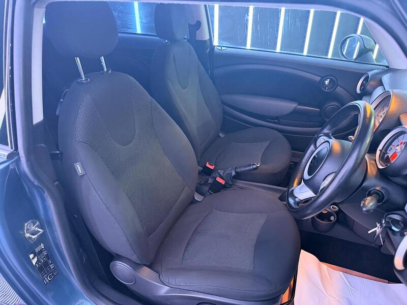 MINI Hatch 1.4 One Steptronic Euro 4 3dr - U484